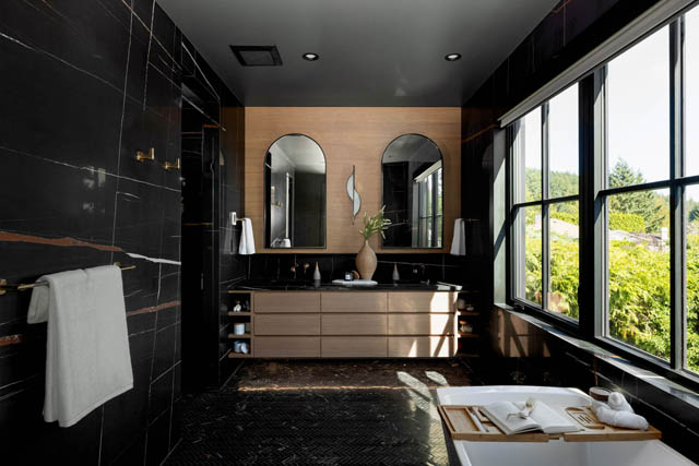 4589 woodgreen drive west vancouver caulfeild