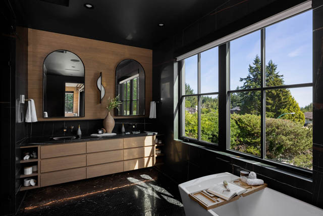 4589 woodgreen drive west vancouver caulfeild