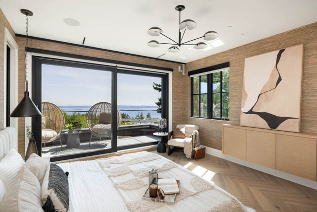 4589 woodgreen drive west vancouver caulfeild