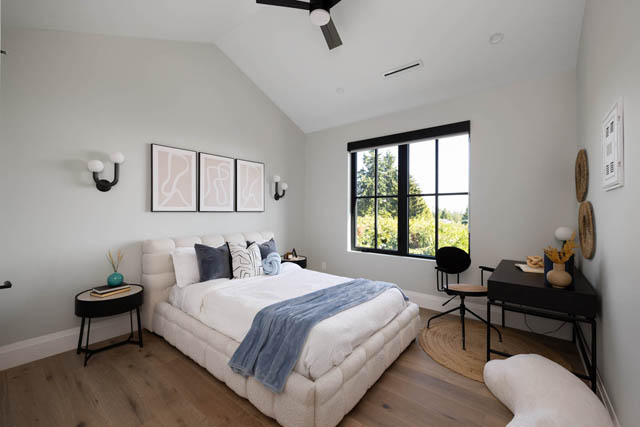 4589 woodgreen drive west vancouver caulfeild