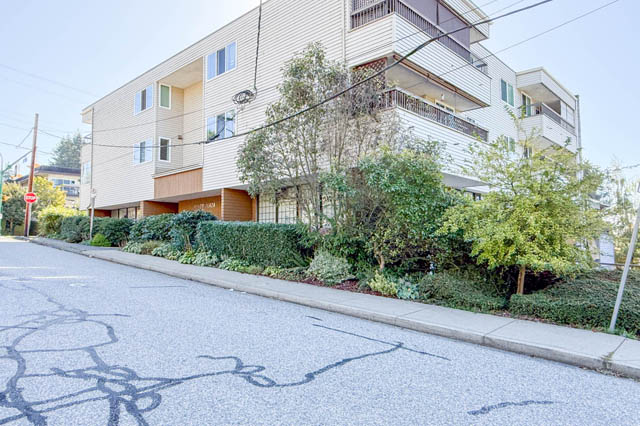 202 105 west kings road north vancouver upper lonsdale