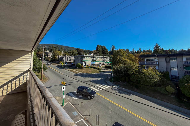 202 105 west kings road north vancouver upper lonsdale