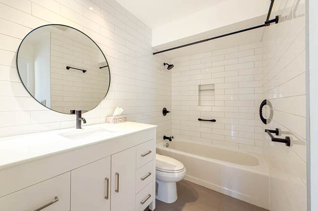 202 105 west kings road north vancouver upper lonsdale