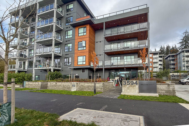 3594 malsum drive north vancouver dollarton