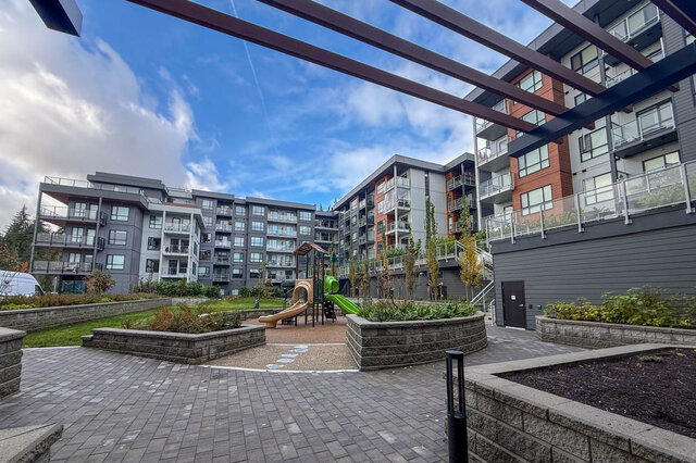 221 3594 malsum drive north vancouver dollarton