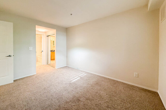 512 345 lonsdale avenue north vancouver lower lonsdale