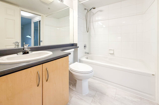 512 345 lonsdale avenue north vancouver lower lonsdale