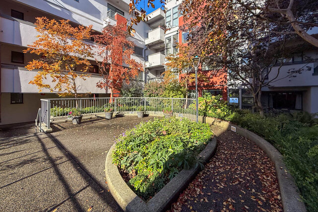 512 345 lonsdale avenue north vancouver lower lonsdale