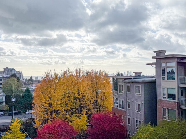 Furnished 1-bedroom + den condo with stunning city view and vibrant fall foliage. - 526-119 West 22nd Street, North Vancouver