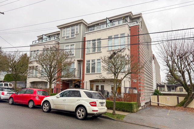 Spacious 1-bedroom + den condo with modern furnishings and large windows, perfect for city living. - 304-3637 West 17th Ave, Vancouver West Side