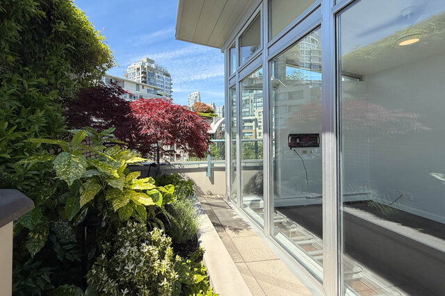 320-1228 Marinaside Crescent - Townhouse - Yaletown - Photo 49 of 78