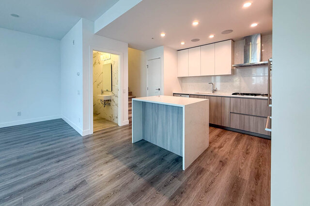 210-2060 Curling Road - Townhouse - Norgate - Photo 18 of 40