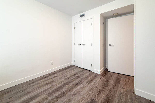210-2060 Curling Road - Townhouse - Norgate - Photo 31 of 40