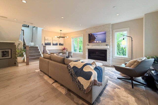 3192 West 3rd Avenue - Duplex - Kitsilano - Photo 12 of 50