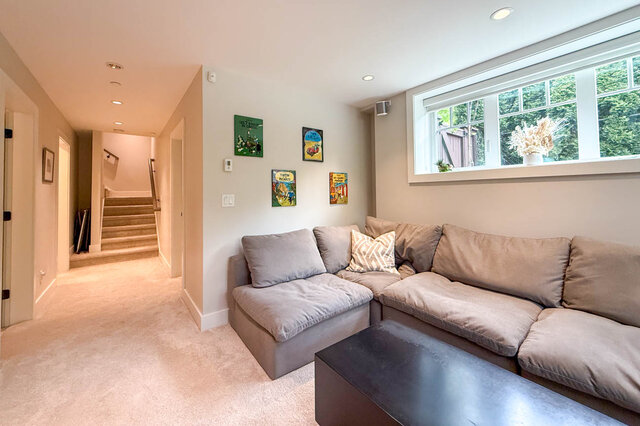 3192 West 3rd Avenue - Duplex - Kitsilano - Photo 43 of 50