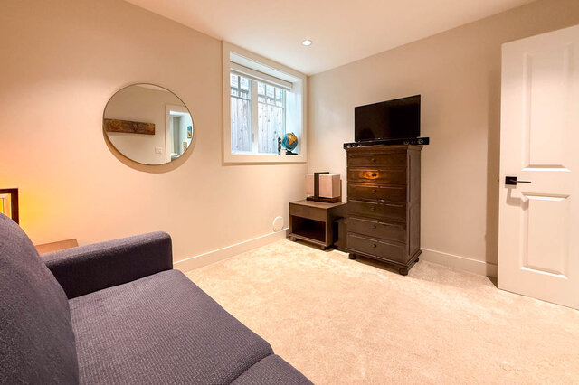 3192 West 3rd Avenue - Duplex - Kitsilano - Photo 48 of 50