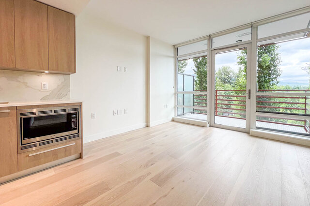 . - 309-2738 Library Lane, North Vancouver