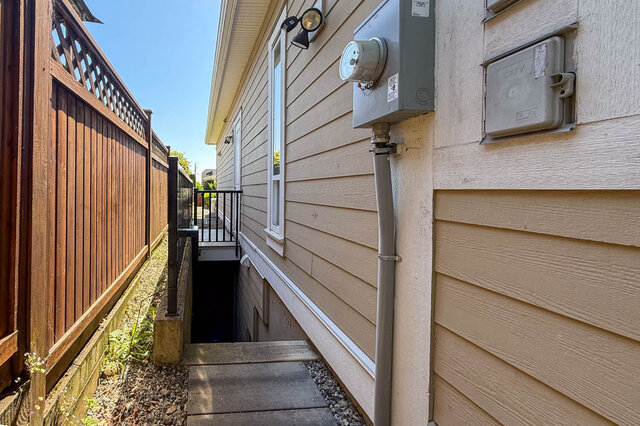 Suite - 932 Moody Avenue - Suite in House - Grand Boulevard - Photo 4 of 16