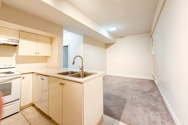Suite - 932 Moody Avenue - Suite in House - Grand Boulevard - Photo 6 of 16