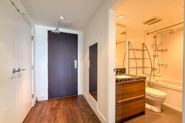 1603-1550 Fern Street - Condo - Lynnmour - Photo 4 of 54