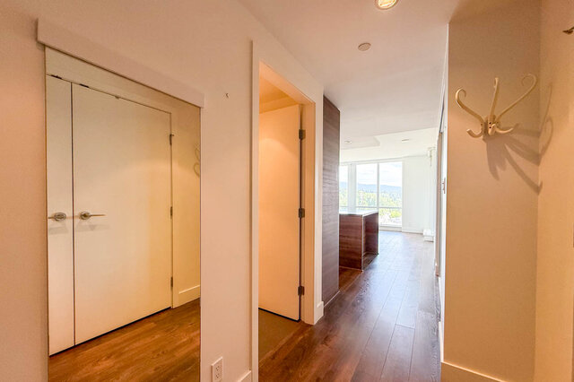 1603-1550 Fern Street - Condo - Lynnmour - Photo 5 of 54