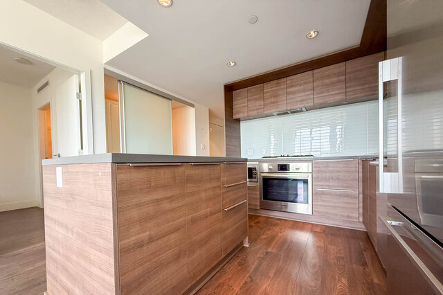 1603-1550 Fern Street - Condo - Lynnmour - Photo 13 of 54