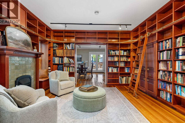 33 East 6th Avenue - House - Main Street - Photo 3 of 17