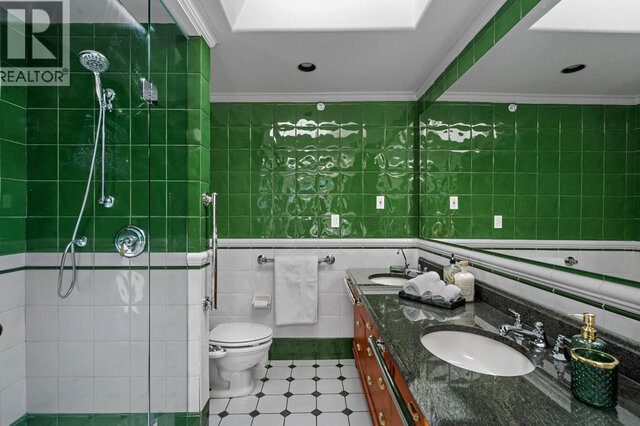 33 East 6th Avenue - House - Main Street - Photo 9 of 17