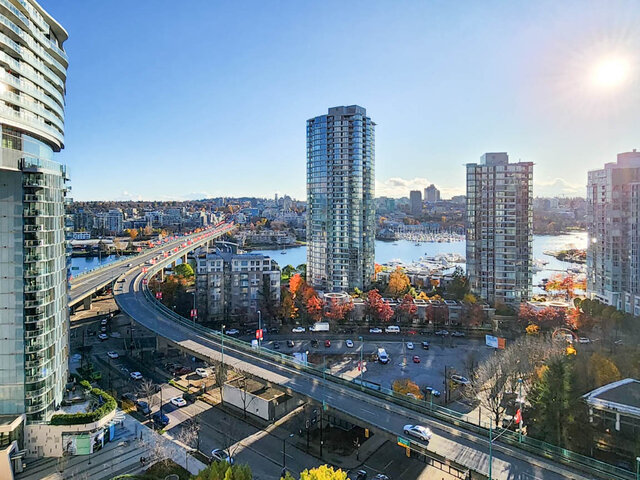 2001-939 Expo Blve - Condo - Yaletown - Photo 2 of 26