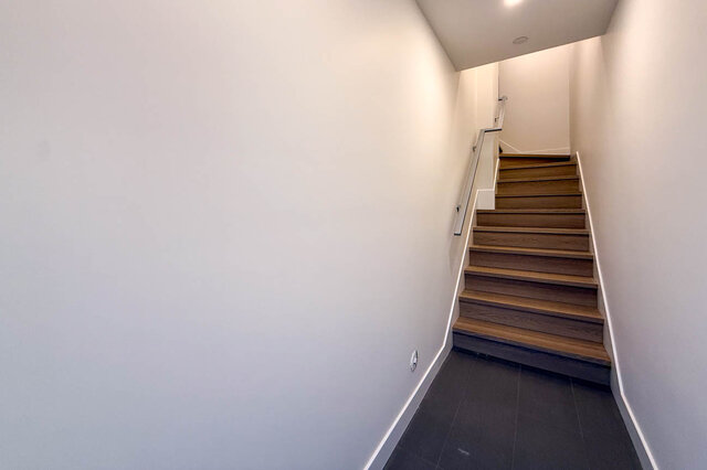 1955 West 1st. Ave. - Triplex - Kitsilano - Photo 4 of 42