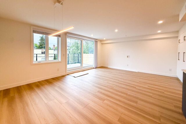 1955 West 1st. Ave. - Triplex - Kitsilano - Photo 7 of 42