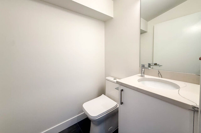 1955 West 1st. Ave. - Triplex - Kitsilano - Photo 33 of 42