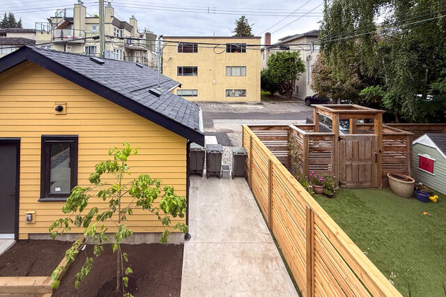 1955 West 1st. Ave. - Triplex - Kitsilano - Photo 36 of 42
