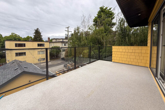 1955 West 1st. Ave. - Triplex - Kitsilano - Photo 38 of 42