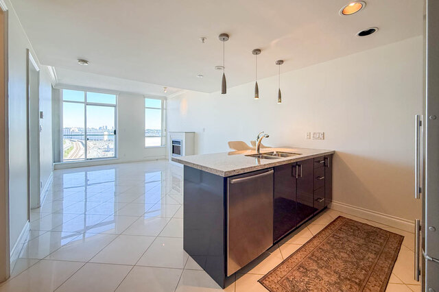 1103-172 Victory Ship Way - Condo - Lower Lonsdale - Photo 6 of 44