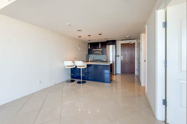 1103-172 Victory Ship Way - Condo - Lower Lonsdale - Photo 10 of 44