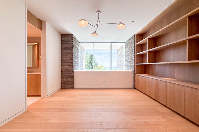 Property listing photo. - 2390 Westhill Drive, West Vancouver