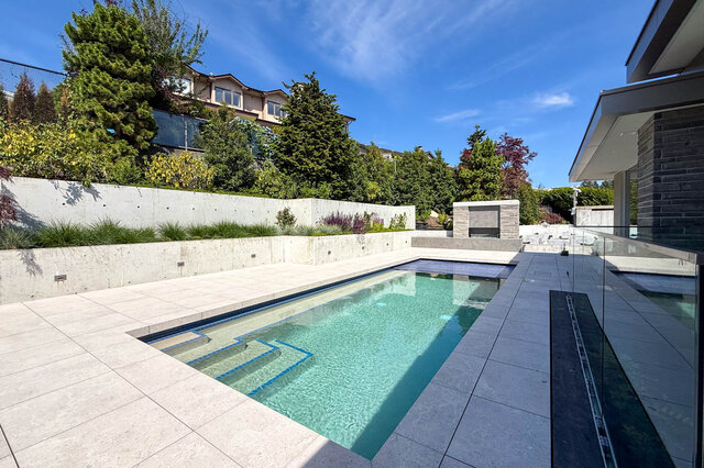 Property listing photo. - 2390 Westhill Drive, West Vancouver