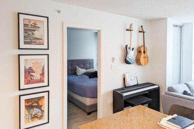 501-550 Taylor Street - Condo - Crosstown - Photo 3 of 19