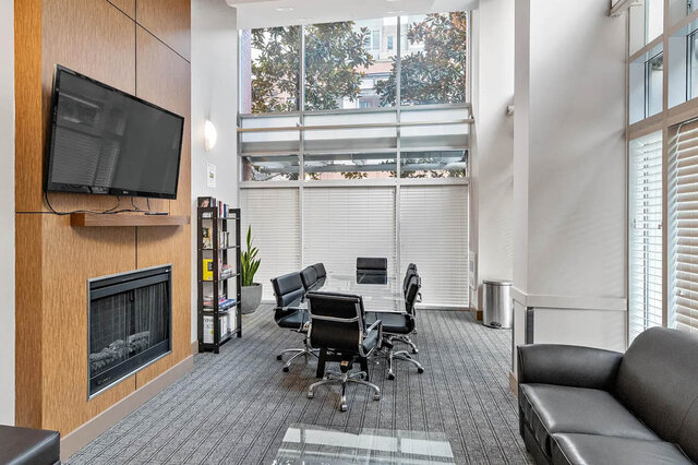 501-550 Taylor Street - Condo - Crosstown - Photo 10 of 19