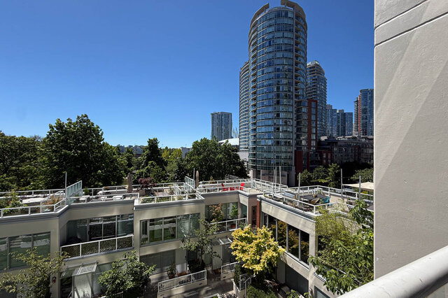 . - 501-550 Taylor Street, Vancouver Downtown