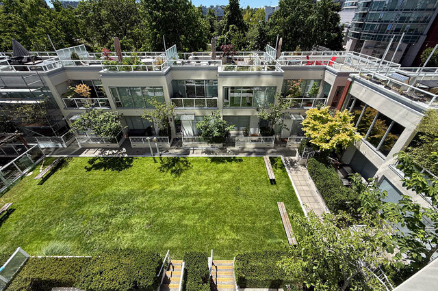 . - 501-550 Taylor Street, Vancouver Downtown