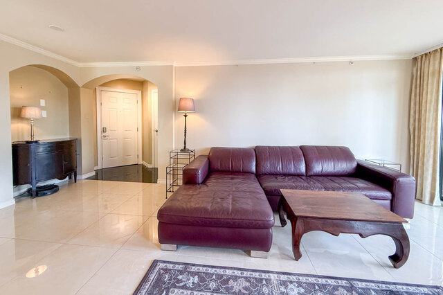 Spacious. - 302-1520 Harwood Street, Vancouver Downtown