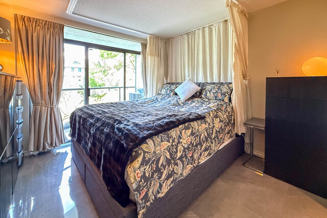 . - 302-1520 Harwood Street, Vancouver Downtown