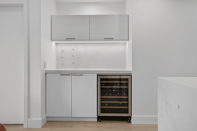 506-221 East 3rd Street - Condo - Lower Lonsdale - Photo 8 of 32