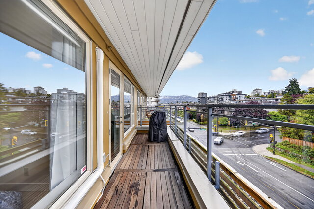 506-221 East 3rd Street - Condo - Lower Lonsdale - Photo 24 of 32